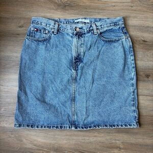Tommy Hilfiger 100% cotton denim skirt